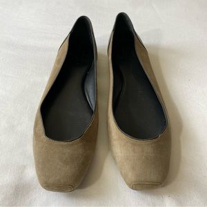DVF Diane Von Furstenberg suede ballet flats size 7.5 Casual Elegant Everyday